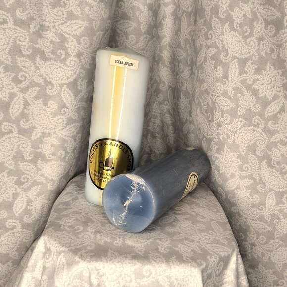 2 NWT blue pillar candles 2.5" x 8.5 ( some damage - see pictures ) - Picture 6 of 9